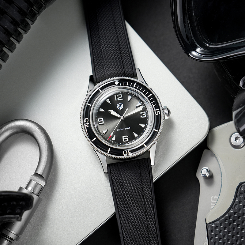 Watchdives WD50Q メンズ腕時計 VH31 ク - Smartwatch Luxury Watches のレビューと価格